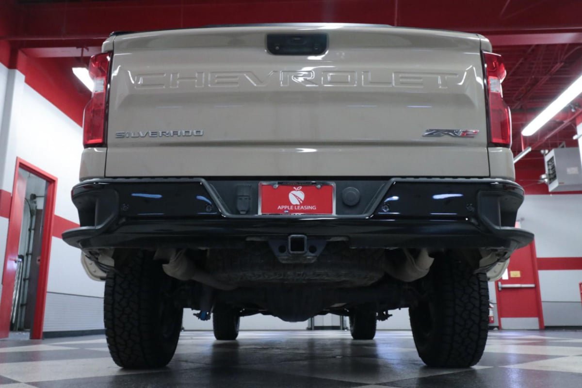 Used 2022 Chevrolet Silverado 1500 ZR2 w/ Technology Package AWD/4WD image 37