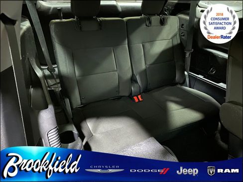 Used 2022 Ford Explorer XLT image 19