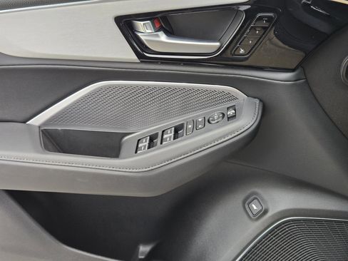 New 2026 Acura MDX SH-AWD image 15