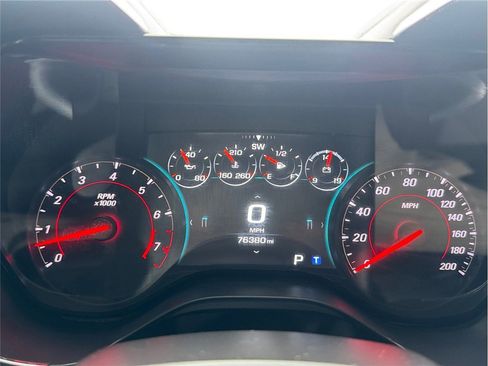 Used 2018 Chevrolet Camaro SS image 16