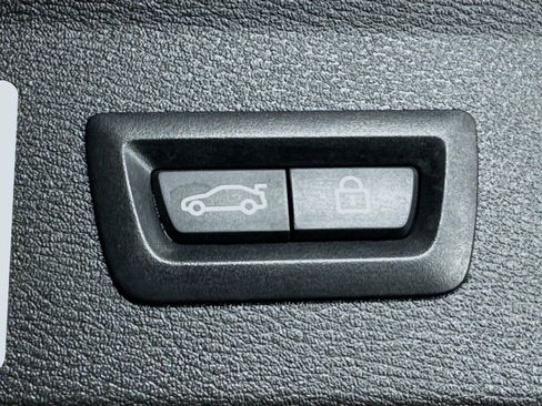 Used 2018 BMW X1 xDrive28i image 32