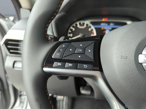 Used 2025 Nissan Altima 2.5 SR FWD image 30