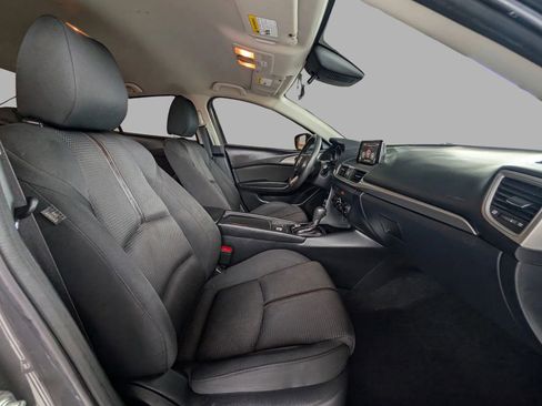 Used 2018 MAZDA MAZDA3 Sport w/ Preferred Equipment Package FWD image 37