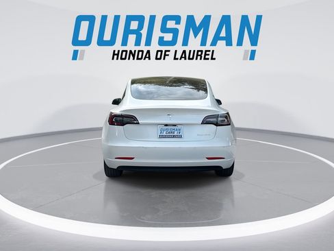Used 2022 Tesla Model 3 Long Range AWD/4WD image 7