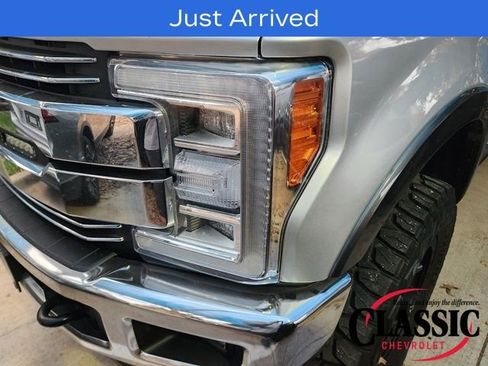 Used 2019 Ford F250 Lariat w/ Lariat Ultimate Package image 13