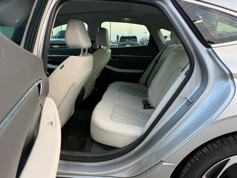 Certified 2025 Hyundai Sonata SEL image 13