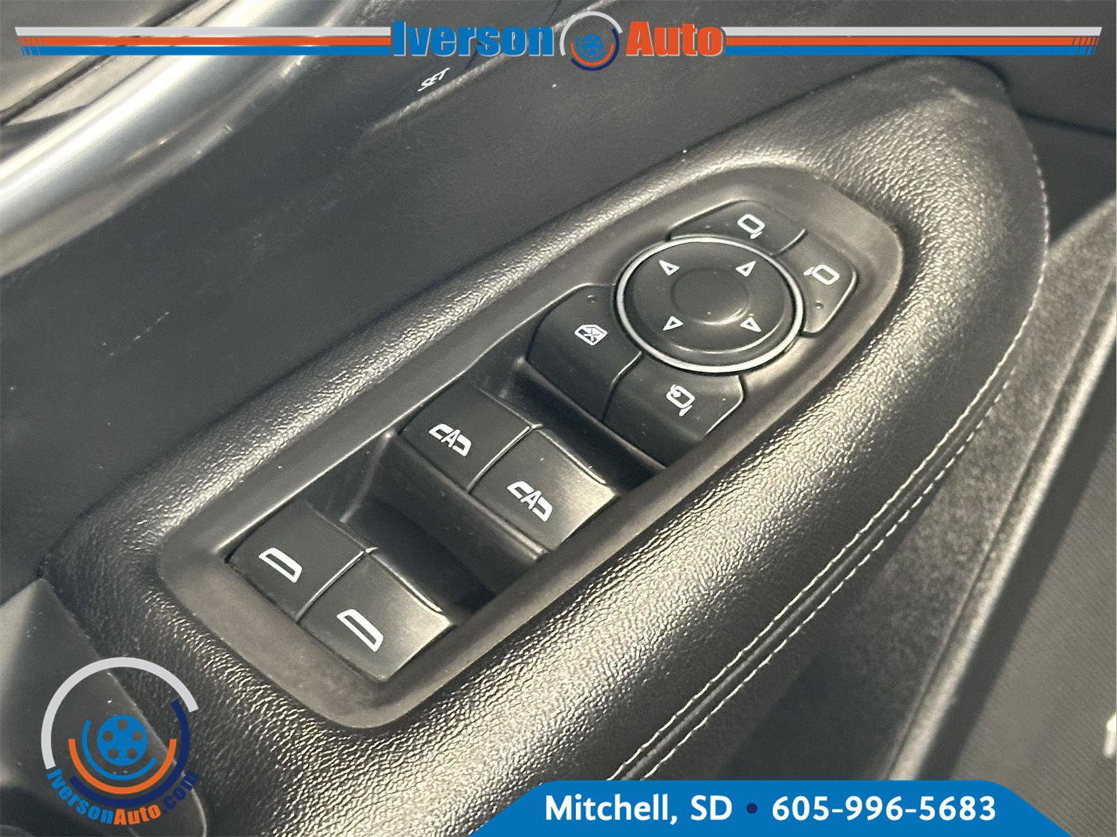 Used 2020 Cadillac XT5 Premium Luxury AWD/4WD image 14