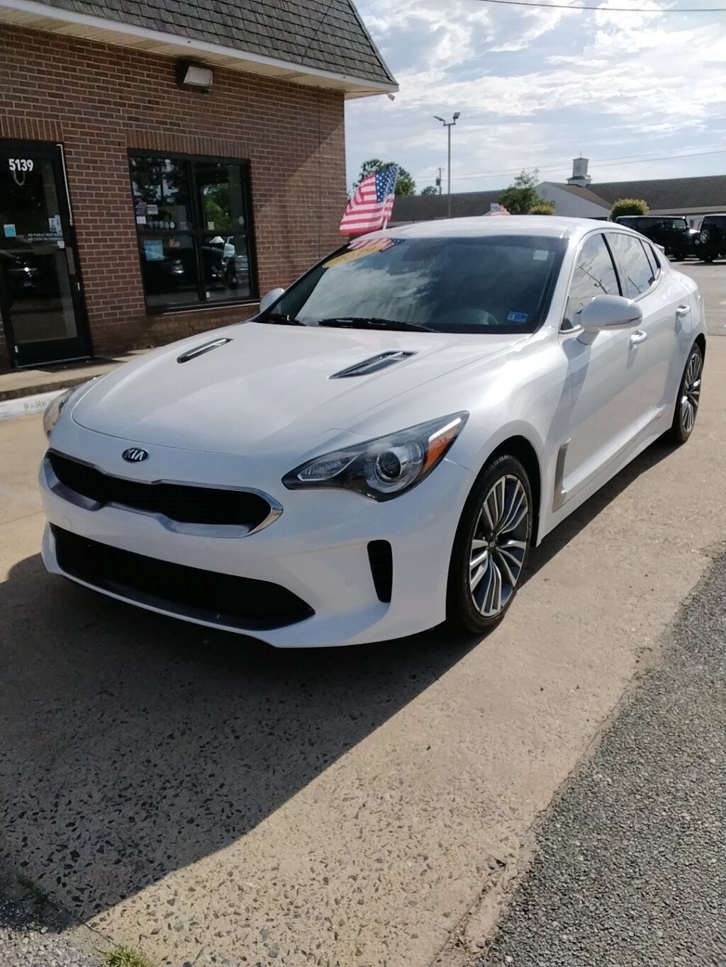 Used 2019 Kia Stinger AWD/4WD image 1