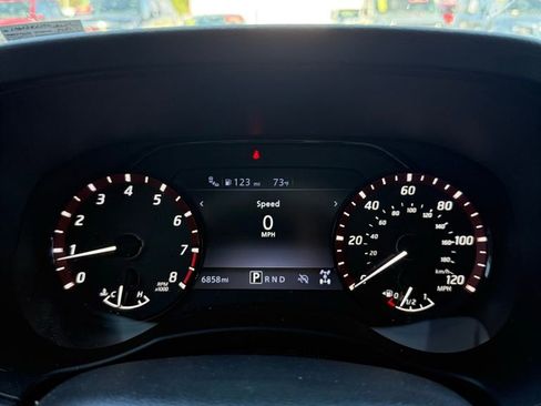 Used 2025 Nissan Frontier PRO-4X w/ Pro Convenience Package image 5