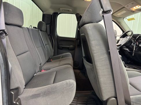 Used 2009 Chevrolet Silverado 2500 LT w/ Exterior Plus Package image 19