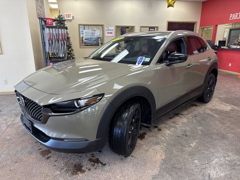 Used 2024 MAZDA CX-30 Carbon image 3