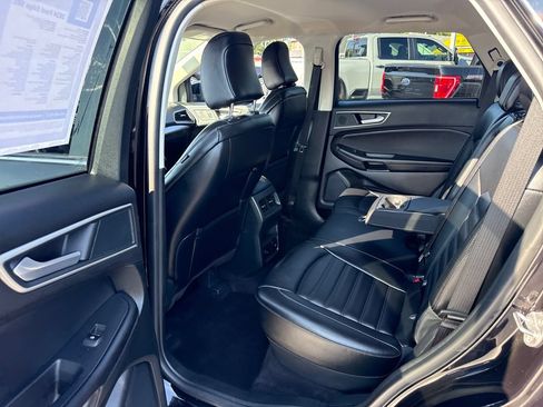 Used 2024 Ford Edge SEL w/ Convenience Package AWD/4WD image 16