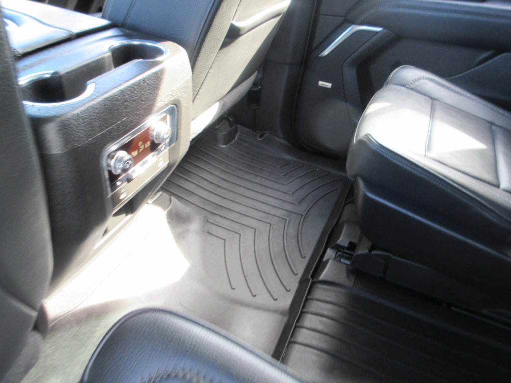 Used 2022 GMC Yukon Denali AWD/4WD image 32