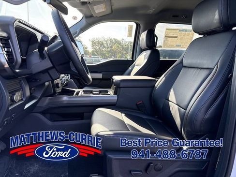New 2026 Ford F250 Lariat w/ Black Appearance Package AWD/4WD image 10