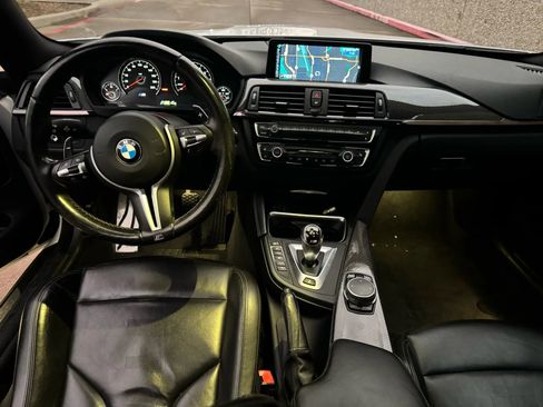 Used 2015 BMW M4 Coupe image 11