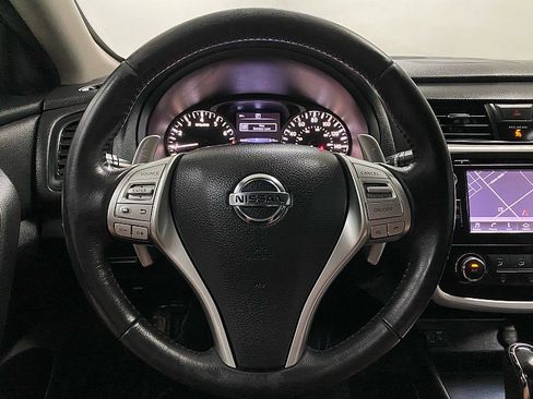 Used 2018 Nissan Altima 2.5 SR w/ SR Midnight Edition image 17