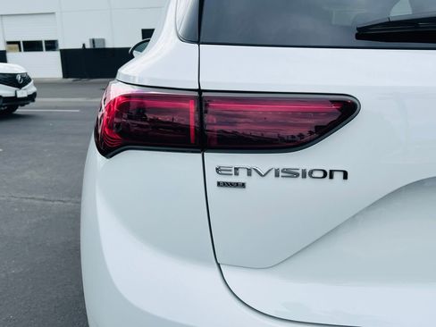 Used 2025 Buick Envision Preferred image 11