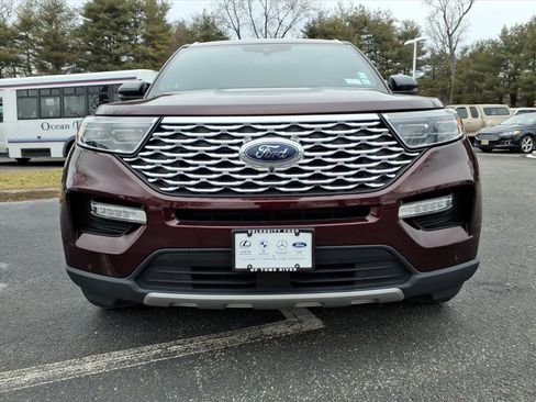Used 2022 Ford Explorer Platinum w/ Equipment Group 601A image 6