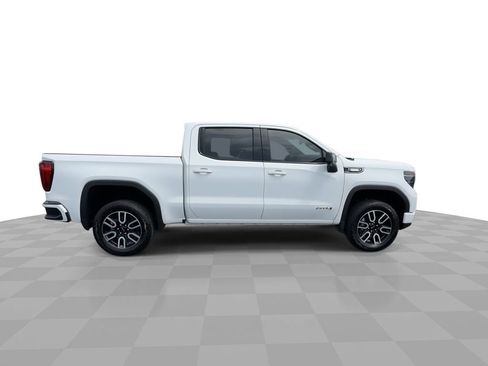 Certified 2025 GMC Sierra 1500 AT4 w/ AT4 Preferred Package AWD/4WD image 9