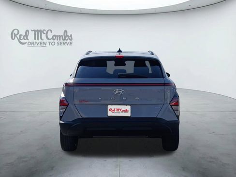 Certified 2024 Hyundai Kona SEL w/ Convenience Package image 4
