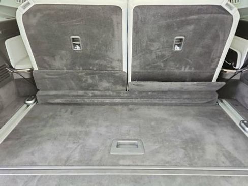 Used 2024 Rivian R1S Adventure image 15