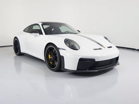 Certified 2026 Porsche 911 GT3 RWD image 12