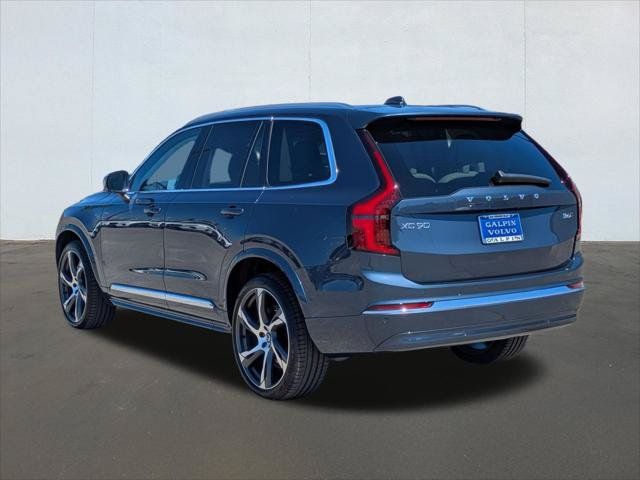 Used 2025 Volvo XC90 B6 Ultra w/ Lounge Package AWD/4WD image 3