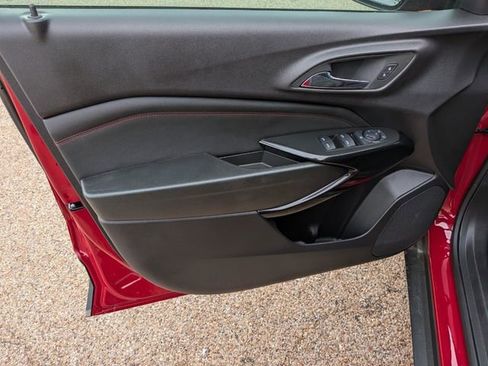 New 2026 Chevrolet Trax RS w/ Sunroof Package FWD image 28