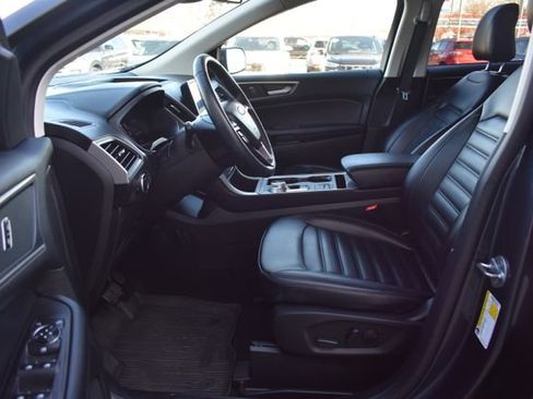 Used 2023 Ford Edge SEL w/ Convenience Package image 13