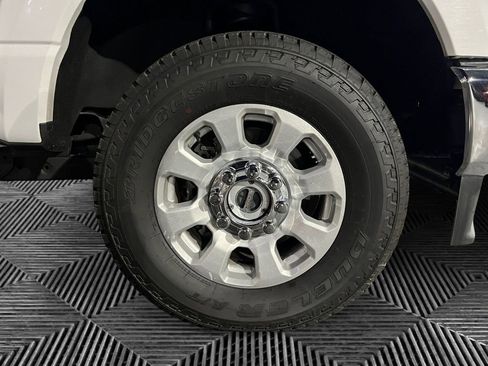 Used 2023 Ford F350 XLT w/ FX4 Off-Road Package image 11