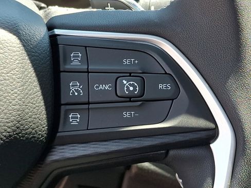 Certified 2023 Jeep Grand Cherokee Altitude AWD/4WD image 21