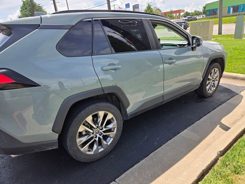 Used 2022 Toyota RAV4 XLE Premium AWD/4WD image 3