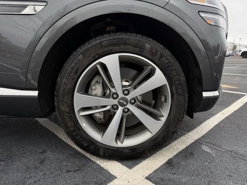 Used 2022 Genesis GV80 2.5T w/ Prestige Package 05 image 32