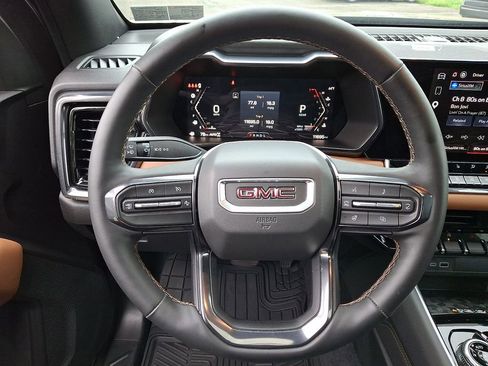 Certified 2024 GMC Canyon AT4 w/ AT4 Premium Package AWD/4WD image 20