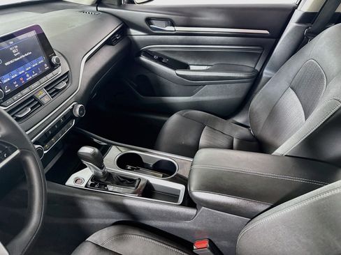 Used 2021 Nissan Altima 2.5 SV FWD image 23