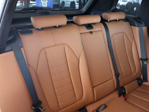 Used 2018 BMW X3 M40i w/ Premium Package image 38