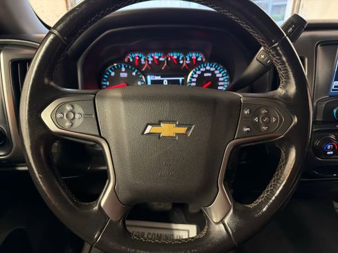 Used 2018 Chevrolet Silverado 1500 LT w/ All Star Edition image 29