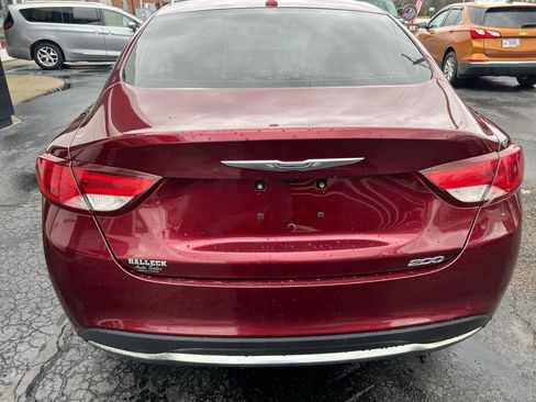 Used 2016 Chrysler 200 Limited w/ Comfort Group image 4