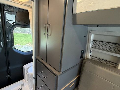 Used 2022 Mercedes-Benz Sprinter 2500 image 57