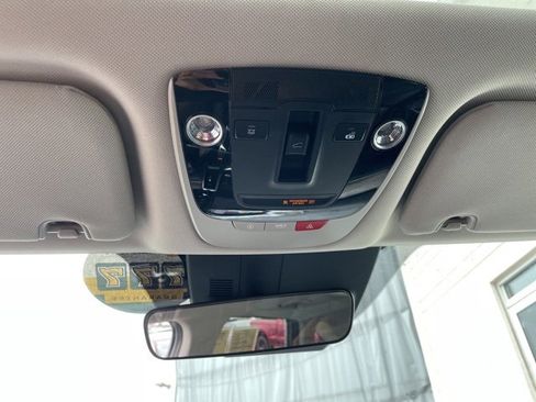 Certified 2023 Kia Sorento S w/ Panoramic Sunroof Package image 20