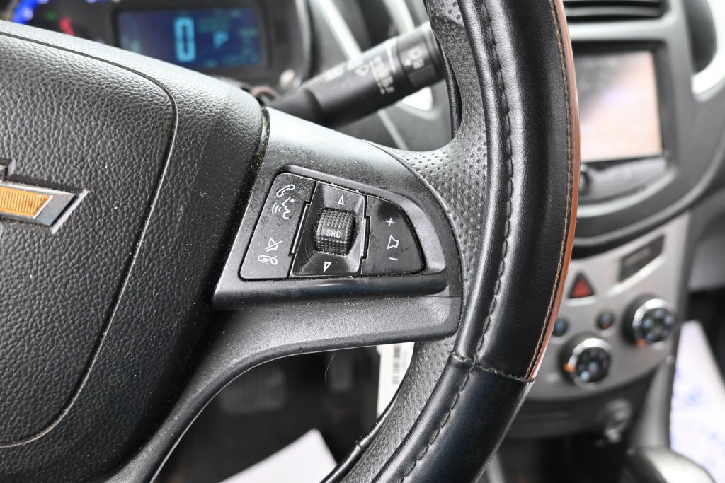 Used 2016 Chevrolet Trax LT FWD image 31