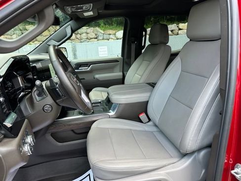 Used 2025 GMC Sierra 1500 SLT w/ SLT Premium Plus Package AWD/4WD image 21