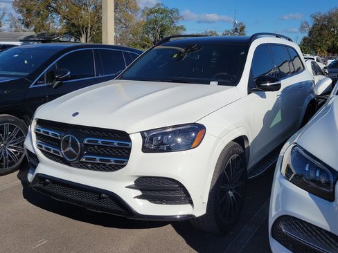 Used 2023 Mercedes-Benz GLS 580 4MATIC image 1