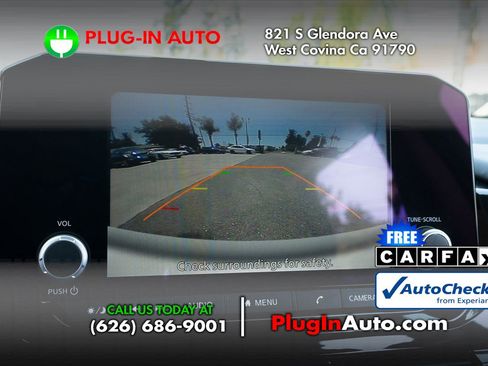 Used 2025 Nissan Pathfinder SV FWD image 34