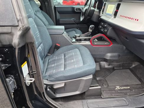 Used 2023 Ford Bronco Heritage Edition AWD/4WD image 21
