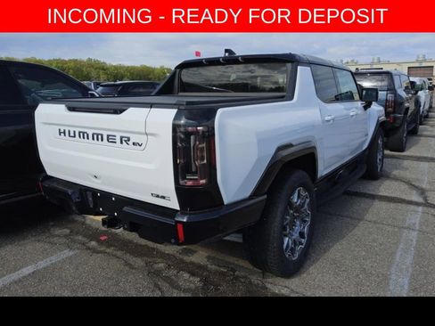 Used 2024 GMC Hummer EV 3X AWD/4WD image 12