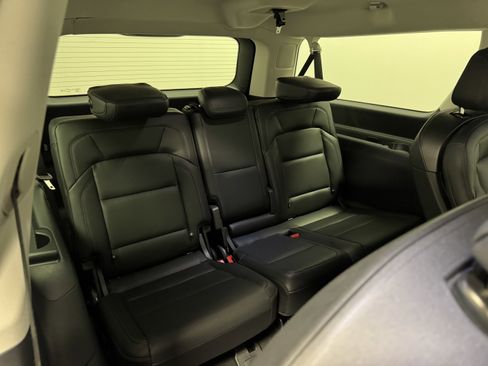 Used 2025 Lincoln Navigator L Reserve image 20