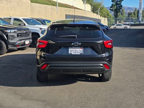 Certified 2024 Chevrolet Trax LS w/ LS Convenience Package FWD image 7