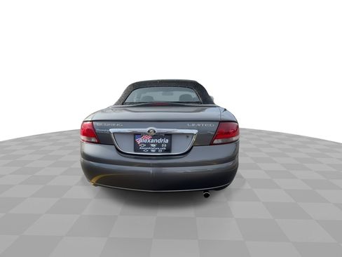 Used 2005 Chrysler Sebring Limited image 7
