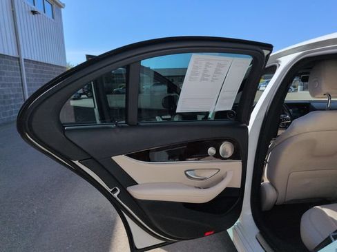Used 2023 Mercedes-Benz E 350 4MATIC Sedan image 24